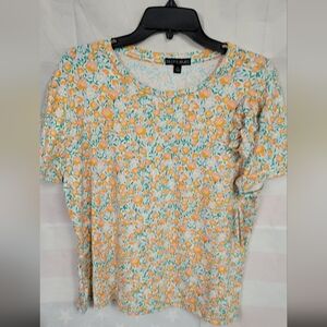 Riley & James Floral Top Short Sleeve w Matching Hair Scrunchie